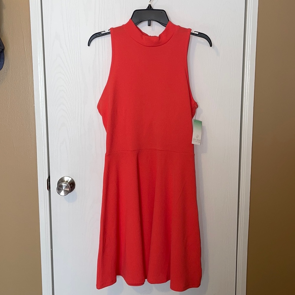 Decree womens dress, size large, NWT